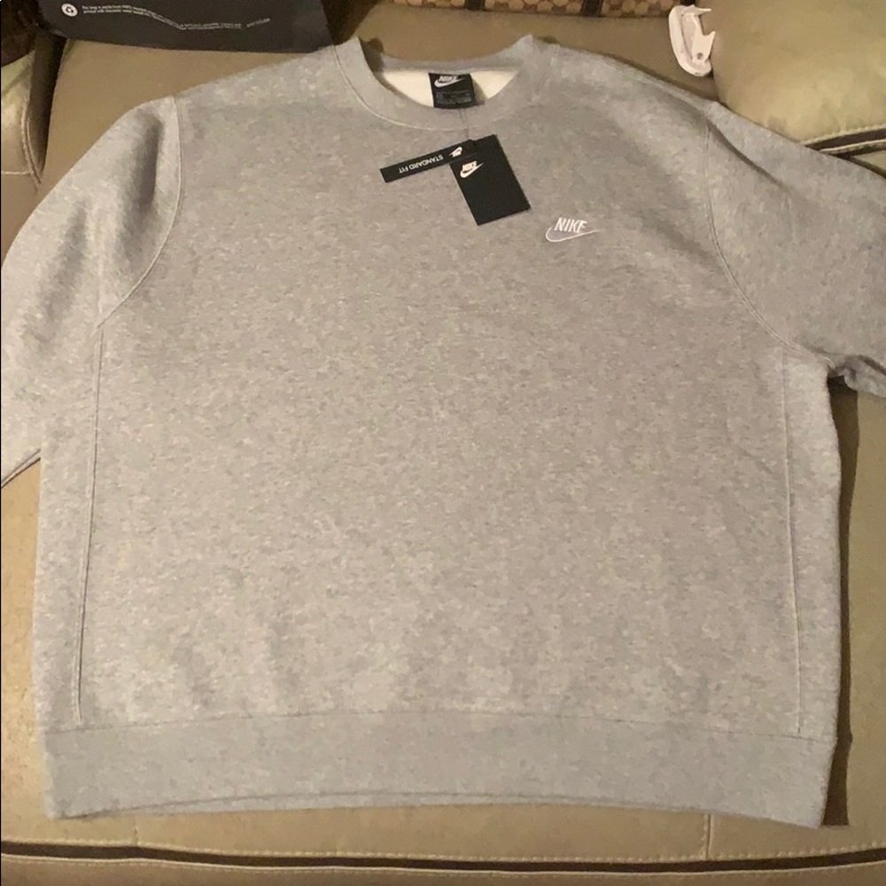 Nike sweatshirt NWT- Size 2XL